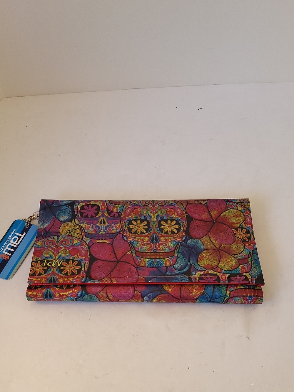 Tawi Calavera Sugar Skull Floral Clutch Wallet NWT